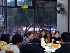 -鑫悦楼煎蟹·16年海鲜大排档