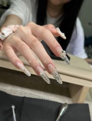 -初瞳专营美睫美甲