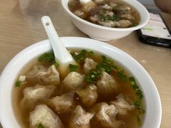 -张阿三馄饨店