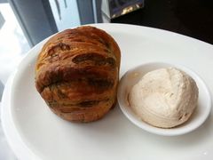 羊角花心卷-西点坊(浦东香格里拉店)