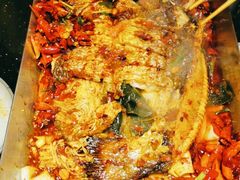-鸣记脆皮烤鱼·海鲜烤鱼(亿合城店)