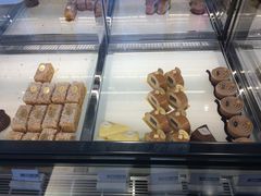 -诺嘉甜品(世贸店)