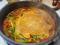 -贵府酸汤牛肉火锅·贵州老字号(飞山街店)