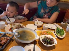 -隔壁老王·家常云南菜(花巷店)