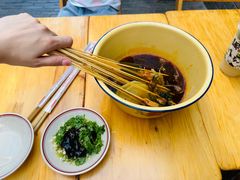-拈签一笑黄牛肉辣卤串串