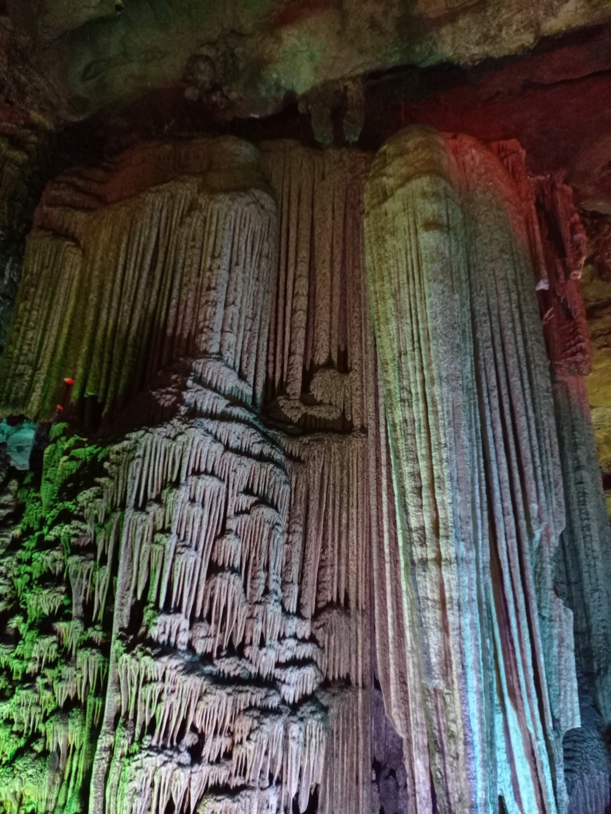 青州仰天山溶洞图片