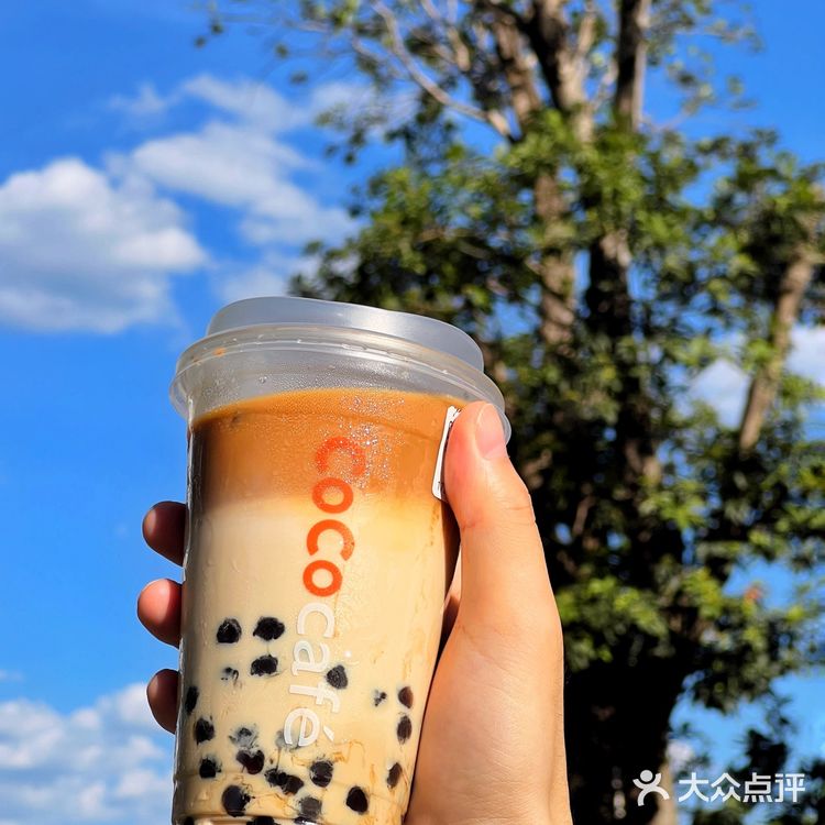 不会只有我觉得CoCo的珍珠生椰拿铁超好喝吧…