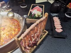 -湊湊火锅·茶憩(杭州湖滨银泰in77店)