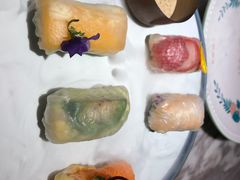 漫步花开彩虹卷-蜜桃花开·中西融合菜E&W(南长街店)