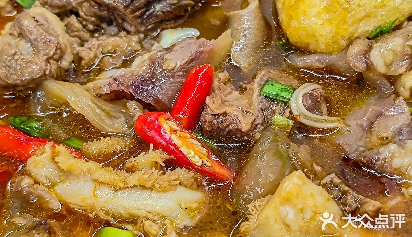 🤤天凉的快乐不就是这一口香喷喷的牛杂嘛！！