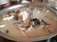 鱼头汤-雪野鱼头大王邢府公老店(雪野湖店)