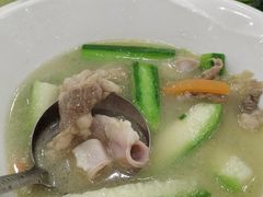 肥牛丝瓜粉肠-明记海鲜酒家