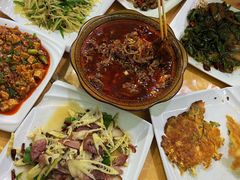 -仙客石锅牛肉