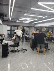 -宫铭烫发染发接发店