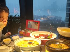 -江上荟·创意中国菜(绿地缤纷城店)