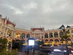 -佛罗伦萨小镇广佛名品奥特莱斯(疏港路店)