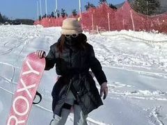 -鳌山滑雪度假区