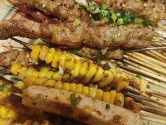 -老街烧烤大排档·地道湖北菜·龙虾馆(汉口火车站店)