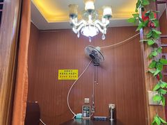 -尕胡才炕锅烤羊肉馆(八一路店)