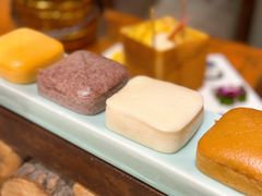 -苹果树下艺术餐厅(宋庄店)