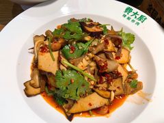 湘辣热卤-费大厨辣椒炒肉(万家丽一店)
