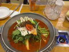 -喇喇排骨火锅·传统韩式脊骨汤(望京西园总店)
