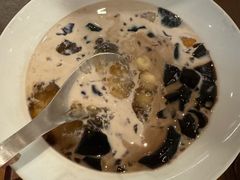 -RUXU入续糖水铺与包(卓悦中心店)