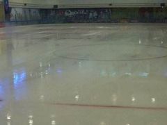 -冠军冰场CHAMPION RINK(环球银泰城店)