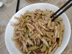 -天乐农家鱼头王(天目湖店)