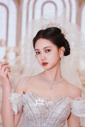 点击看大图 -艾拉·女王婚纱礼服馆