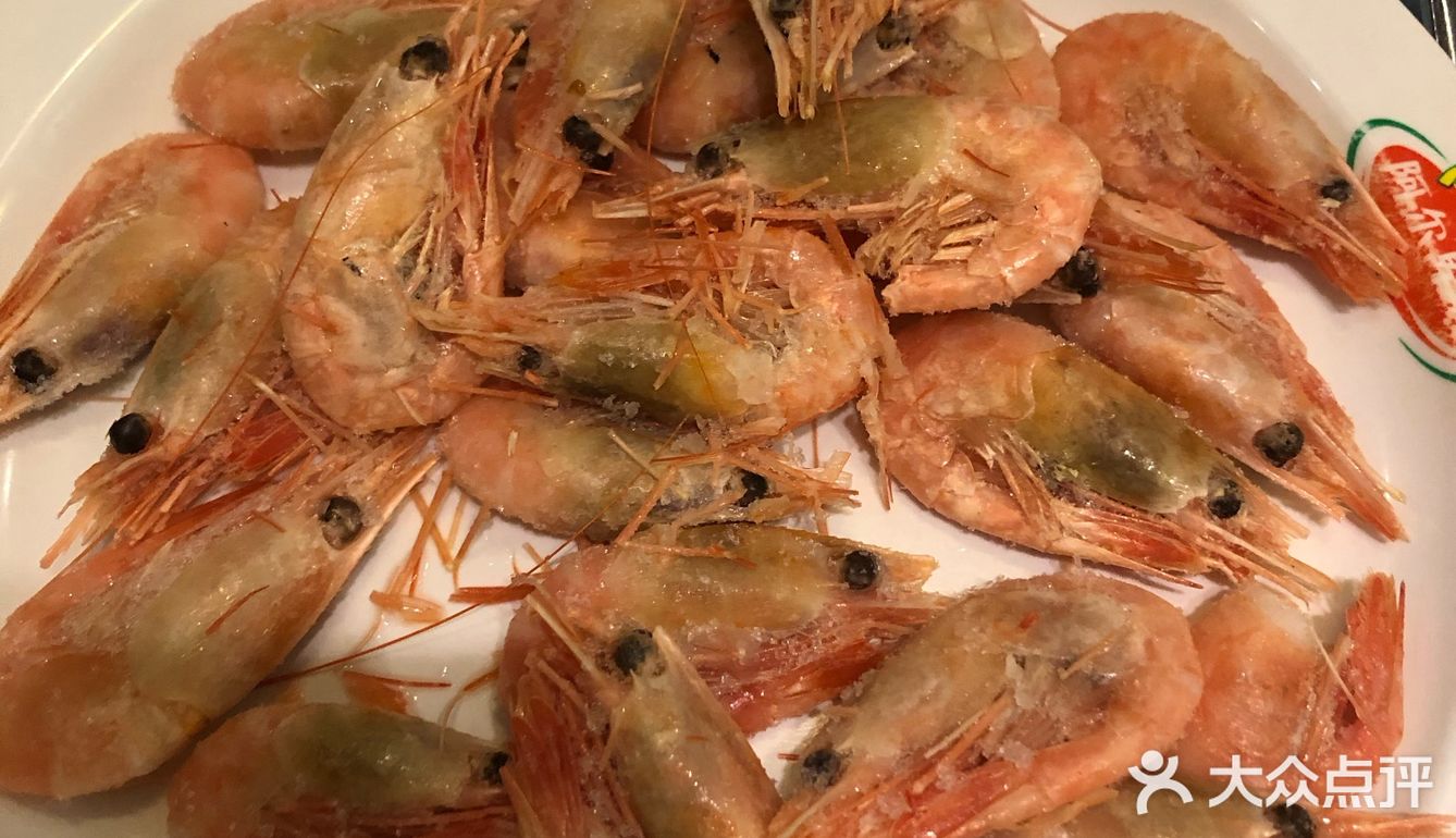 牛排还算嫩 在自助里吃算好的了