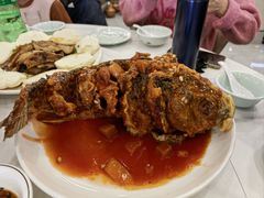 -鑫渔港海鲜本地菜·山海关浑锅(东戴河店)