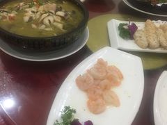 -绿岛酒楼(小海地店)