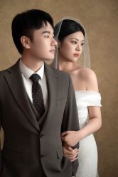 -雪中彩影婚纱摄影·微光艺术中心