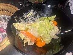 -山川小町·极番烧肉(新地假日广场店)