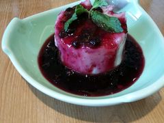 -海派美食·家宴海鲜青岛菜·石锅鲽鱼头(东方城店)