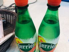 -全家便利店(江湾镇站店)