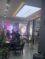 -藤野造型烫染·漂发