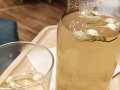 -ZING COFFEE 镜咖啡