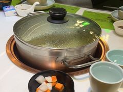 -洪氏嗨捞·猪肚鸡火锅(阳光天地店)