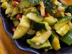 拍黄瓜-回·龙虾铺·盆盆蟹·烧烤大排档(回龙观店)
