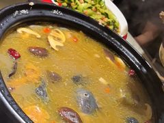 -牟记江湖重庆地标特色菜鱼蛋海鲜羊蝎子(巴南区黑金冠十多年好店)