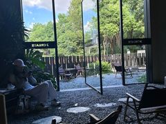 -J Create城市露营咖啡·简餐·宠物(上海动物园店)