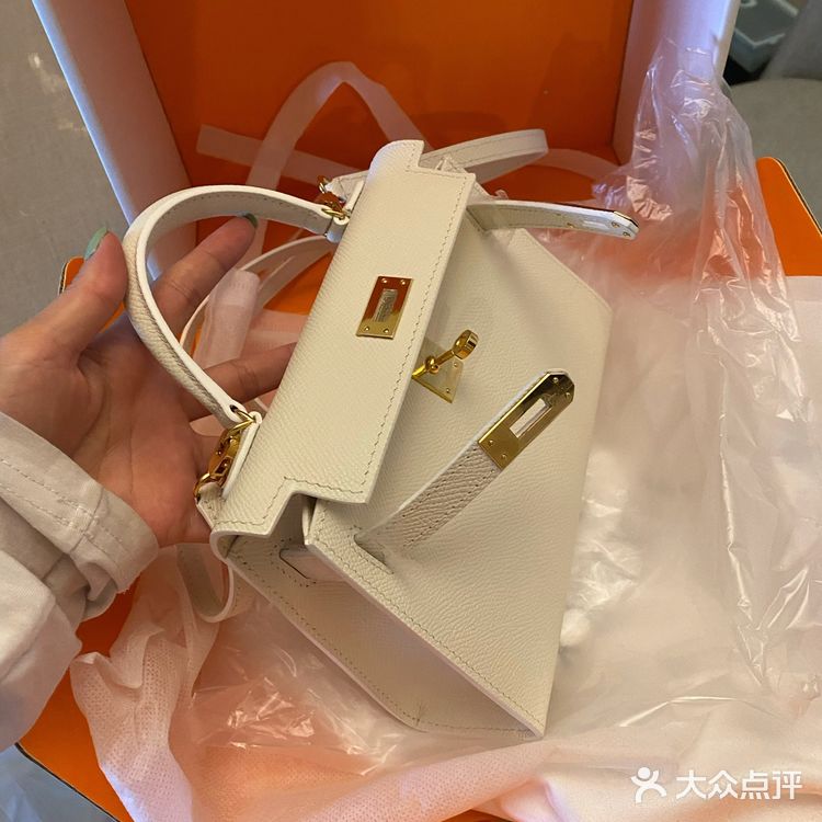 恶搞潮牌HXXXXS包斜挎单肩迷你小包