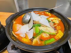 襄阳砂锅牛三鲜-莲餐厅·湖北菜·藕汤是头牌(愚园路店)