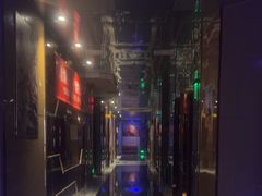 -艾尚主题式KTV(艾溪湖绿地店)