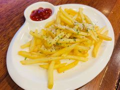 -玛格萝妮比萨屋(陆家浜路店)