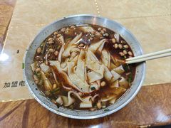 -覃肥叔桂林米粉(粮道街店)