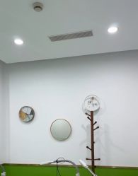 -苗医生专业祛痘·皮肤管理