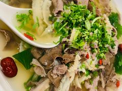 -犇逸·乐山跷脚牛肉·四川现炒(览海店)